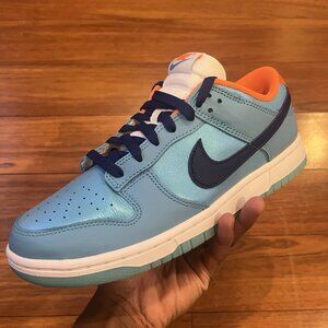 Men's Size 8.5 Nike Dunk SE Low Baltic Blue/Orange - Brand NEW HQ1538-416